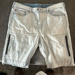 TR shorts